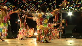 O cacuriá é uma dança típica do Maranhão
