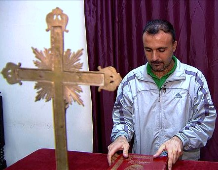 Refugiado sírio é sacristão na rua 25 de Março