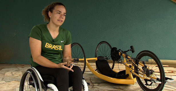 Ciclista Jady Malavazzi dá detalhes de sua preparação para as Paralimpíadas do Rio.