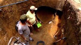 Urna encontrada em escavação