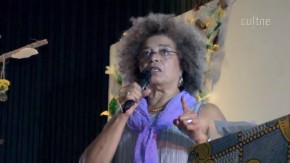 A ativista norte-americana Angela Davis participou do Festival Latinidades