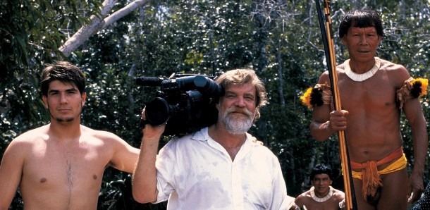 Lucas Werneck e o pai Roberto Werneck no Xingu em 1998