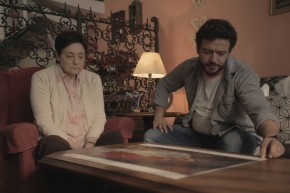 Na série "Entre o Céu e a Terra", Alberto encontra sua mãe Dona Olga após a morte do pai