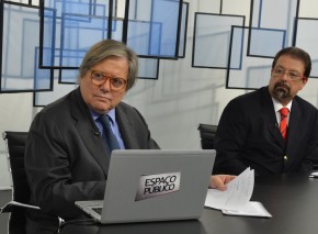 Os jornalistas Paulo Moreira Leite e Florestan Fernandes Júnior apresentam o Espaço Público