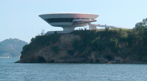 A fachada do museu, que Ã© projeto do arquiteto Oscar Niemeyer