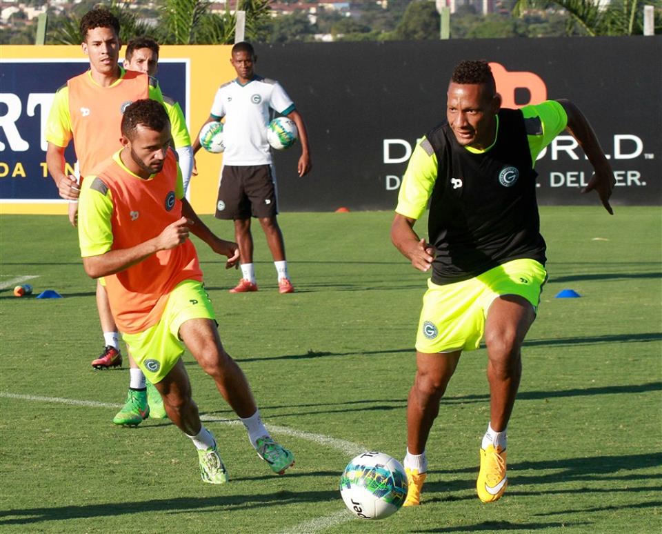 Goiás treina para garantir a vitória em casa contra o Náutico Foto:Divulgação/GEC