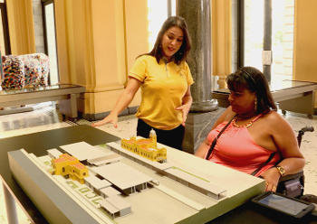 O Museu de Artes e Ofícios se encontra preparado para receber visitantes com qualquer tipo de deficiência.