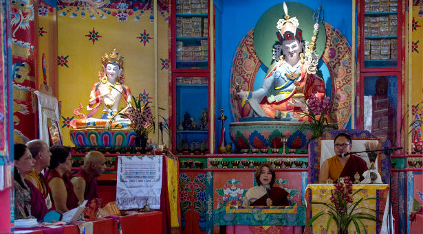 Palestra com Adzom Gyalse Rinpoche no Centro Budista Chagdud Gonpa Dawa Drolma. Casa Branca (MG). Foto: Luisina López Ferrari.