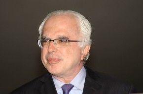 O professor e embaixador Samuel Pinheiro Guimarães