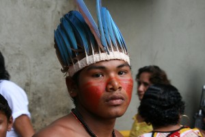 Amazônia com Bruce Parry: índio em Altamira