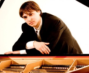 O pianista Sasha Grynyuk conquistou o primeiro lugar