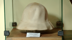 O chapéu usado pelo inventor