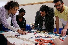 Oficinas de artesanato mobilizam comunidade. Crédito: Projeto ASAS/FUMEC