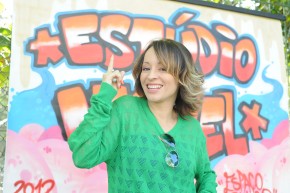 Lili Reis - apresentadora do Estúdio Movel