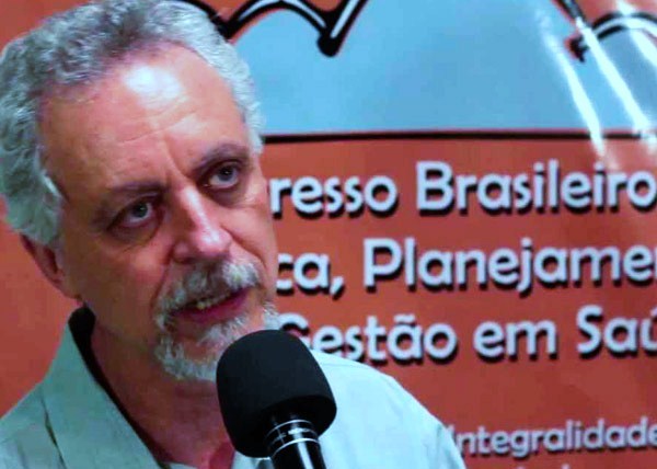 Professor Leo Heller no Congresso Brasileiro de Política, Planejamento e Gestão em Saúde.