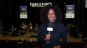 Fernanda Carvalha apresenta o show do Tamborada