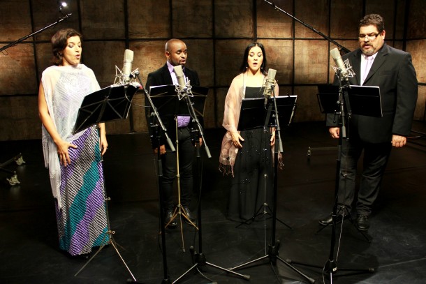 Formado por experientes cantores, o grupo Quarteto Colonial é o convidado desta semana do Partituras