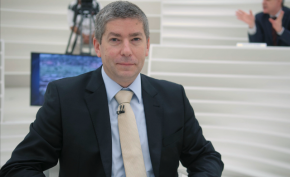 O embaixador da Ucrânia no Brasil, Rostyslav Tronenko debate a crise de seu país no Roda Viva