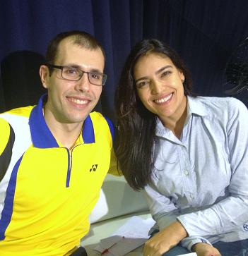 O atleta de badminton Daniel Paiola e a apresentadora Daniela Christoffer