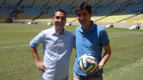 Igor Santos conversa com Mauro Galvão no estádio