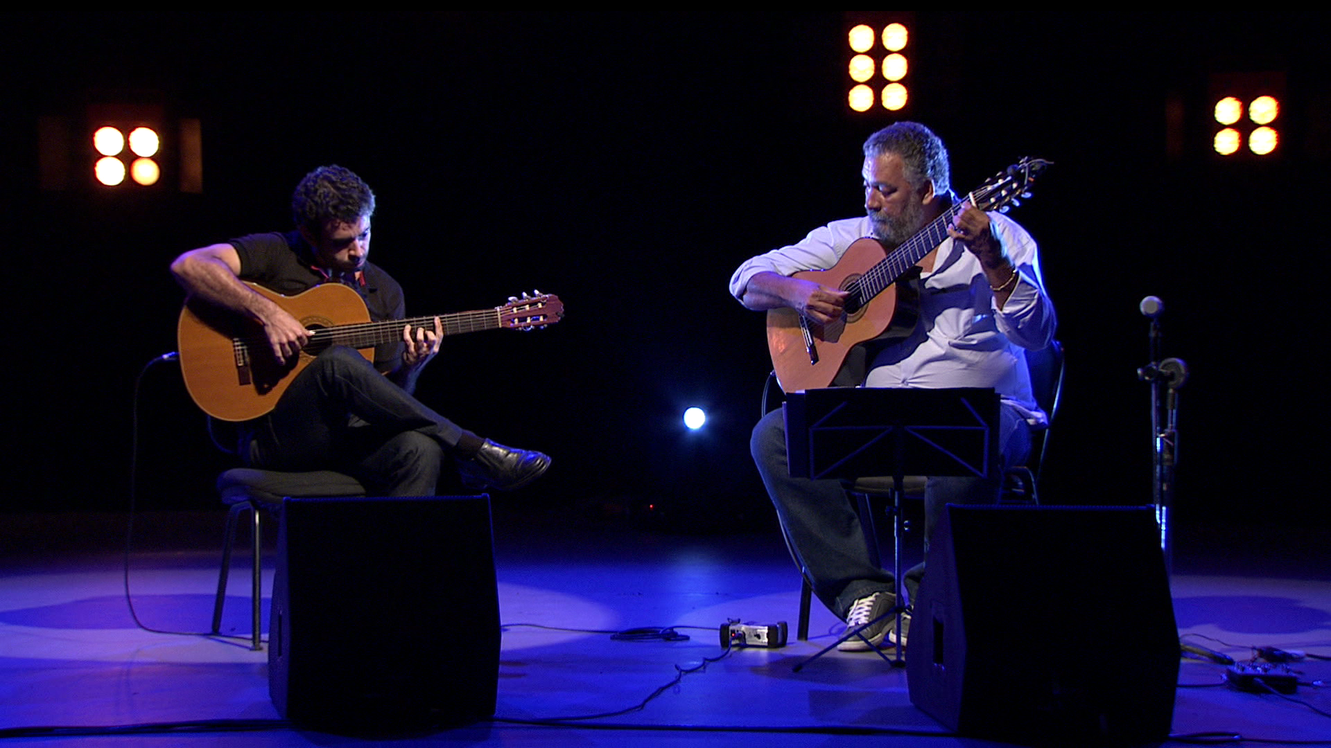 Ramon Araújo e Paulão 7 cordas no palco do Todas as Bossas